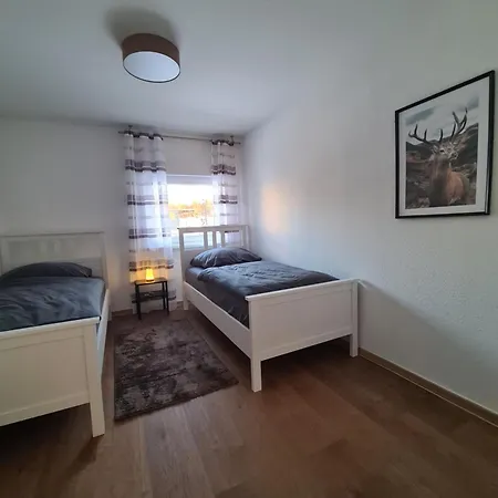Apartment In 2 Min Fusslaeufig Zum Bahnhof, Phantasialand, Koeln, Koeln Messe, Eifel