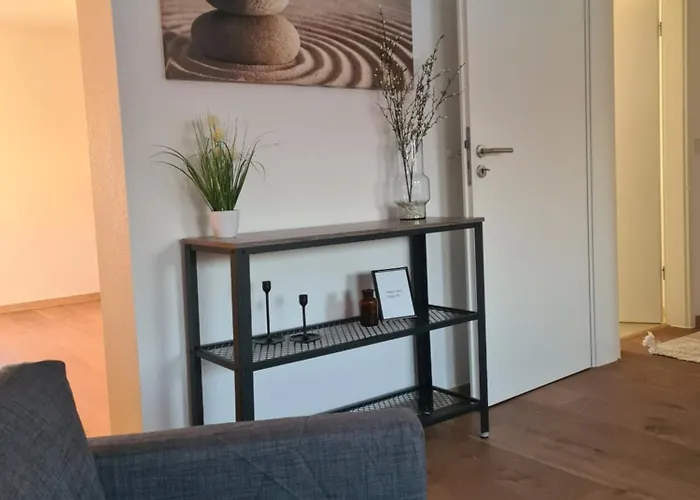 In 2 Min Fusslaeufig Zum Bahnhof, Phantasialand, Koeln, Koeln Messe, Eifel