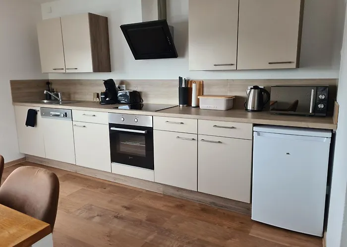 公寓 In 2 Min Fusslaeufig Zum Bahnhof, Phantasialand, Koeln, Koeln Messe, Eifel *